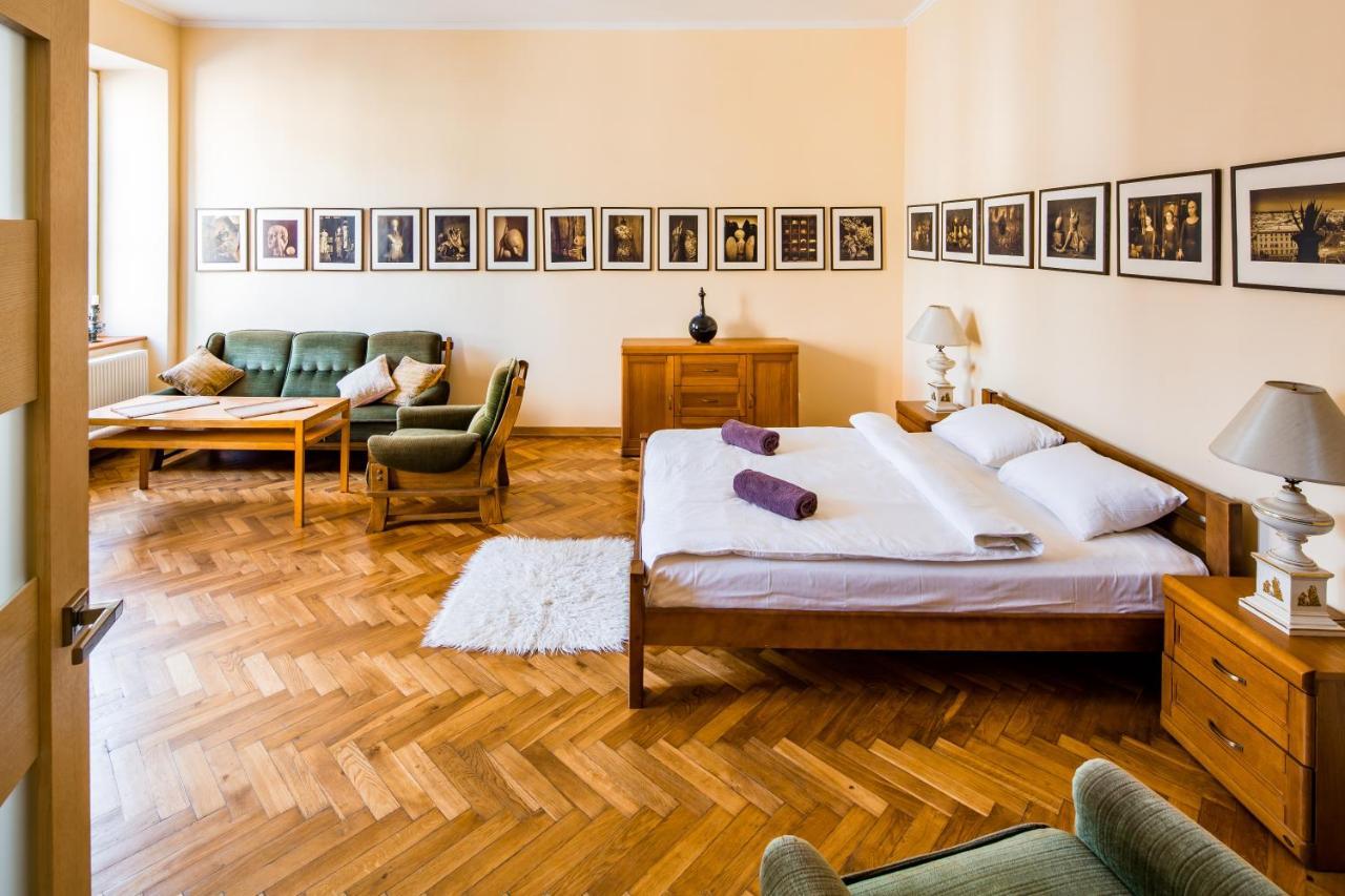 Romari Ставропігійська Apartment Лвив Екстериор снимка